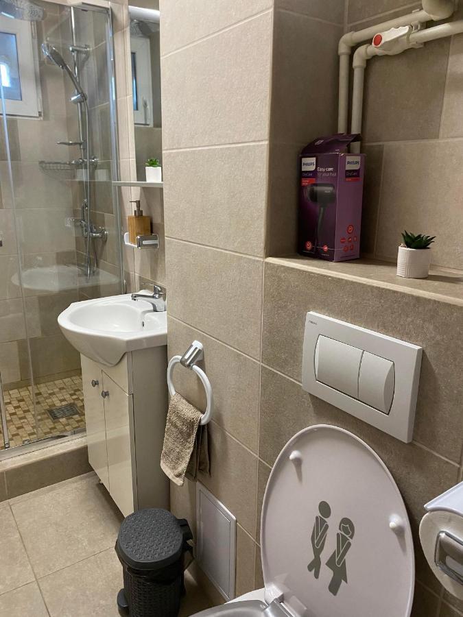 Apartament Apartament Cristian Orszowa Zewnętrze zdjęcie