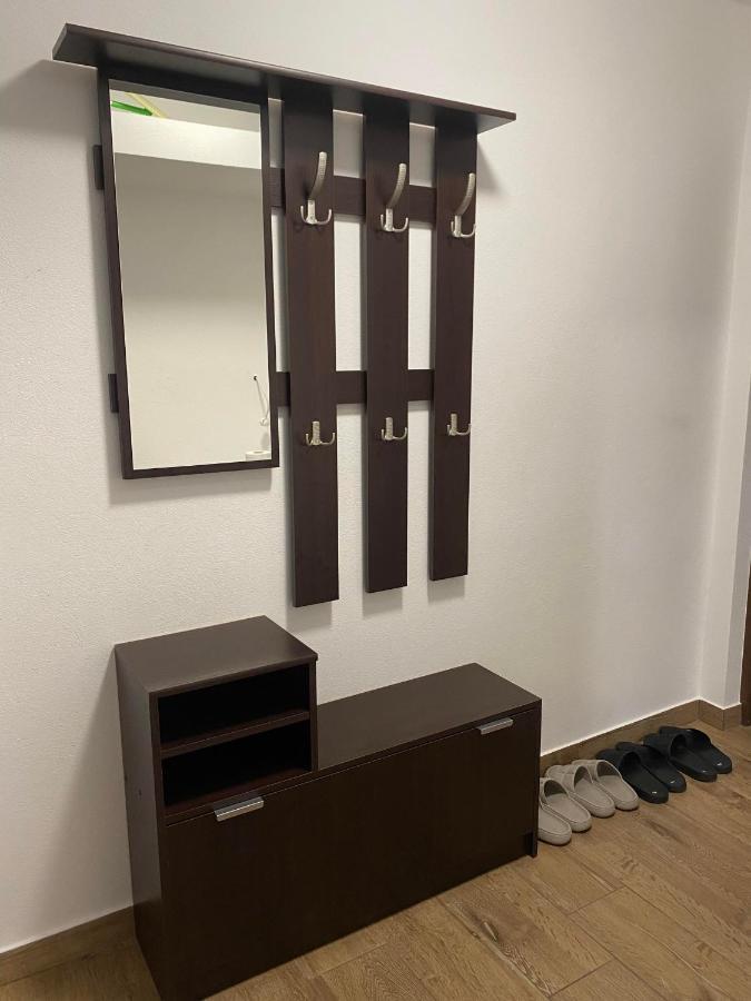 Apartament Apartament Cristian Orszowa Zewnętrze zdjęcie